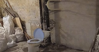 Демонтаж сантехкабины в панельном доме - цена от 1016 рублей | Сварной-Прт
